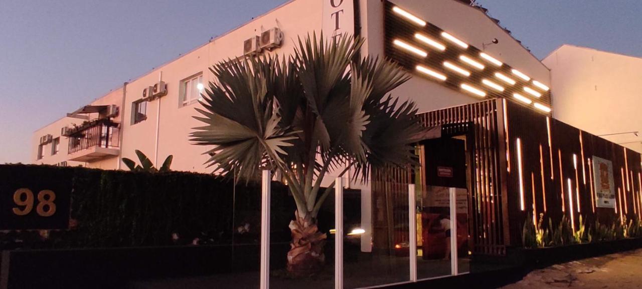 Vespasiano Hotel Telemaco Borba Ngoại thất bức ảnh