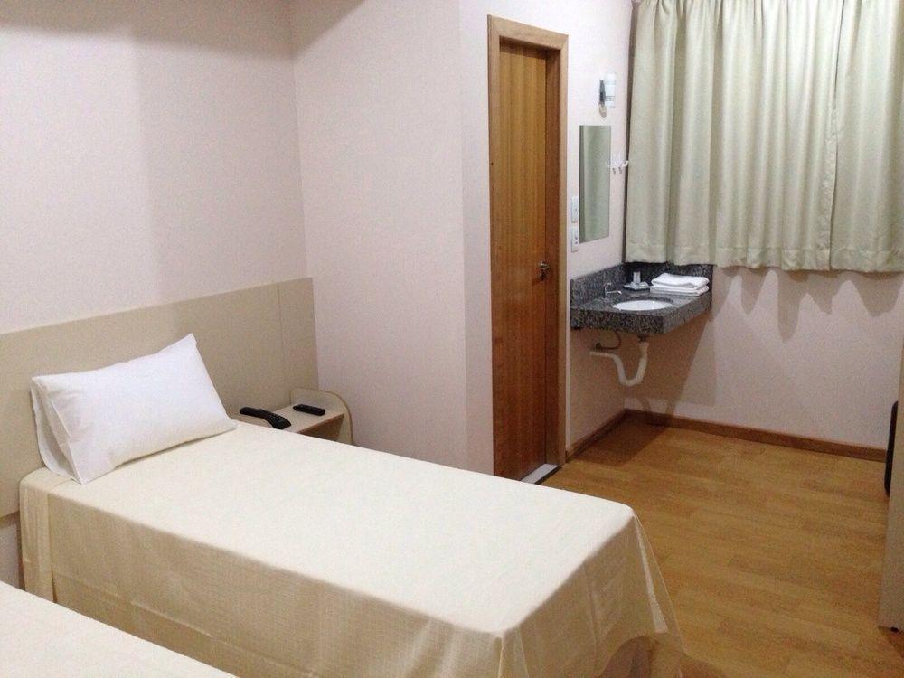Vespasiano Hotel Telemaco Borba Ngoại thất bức ảnh
